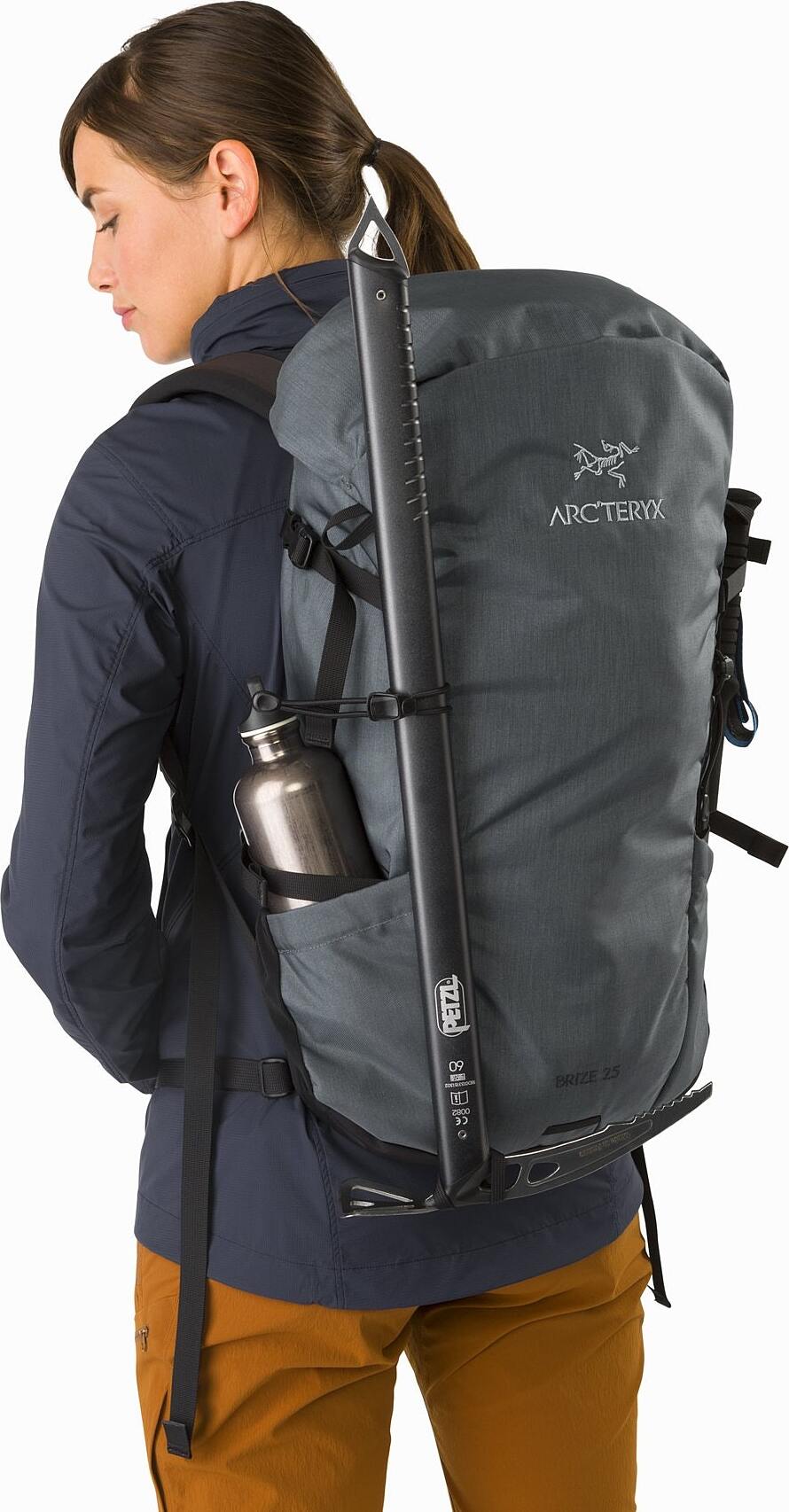 ARC'TERYX BRIZE 25 ブラック バックパック Arc'teryx Brize 25 Backpack | Altitude Sports