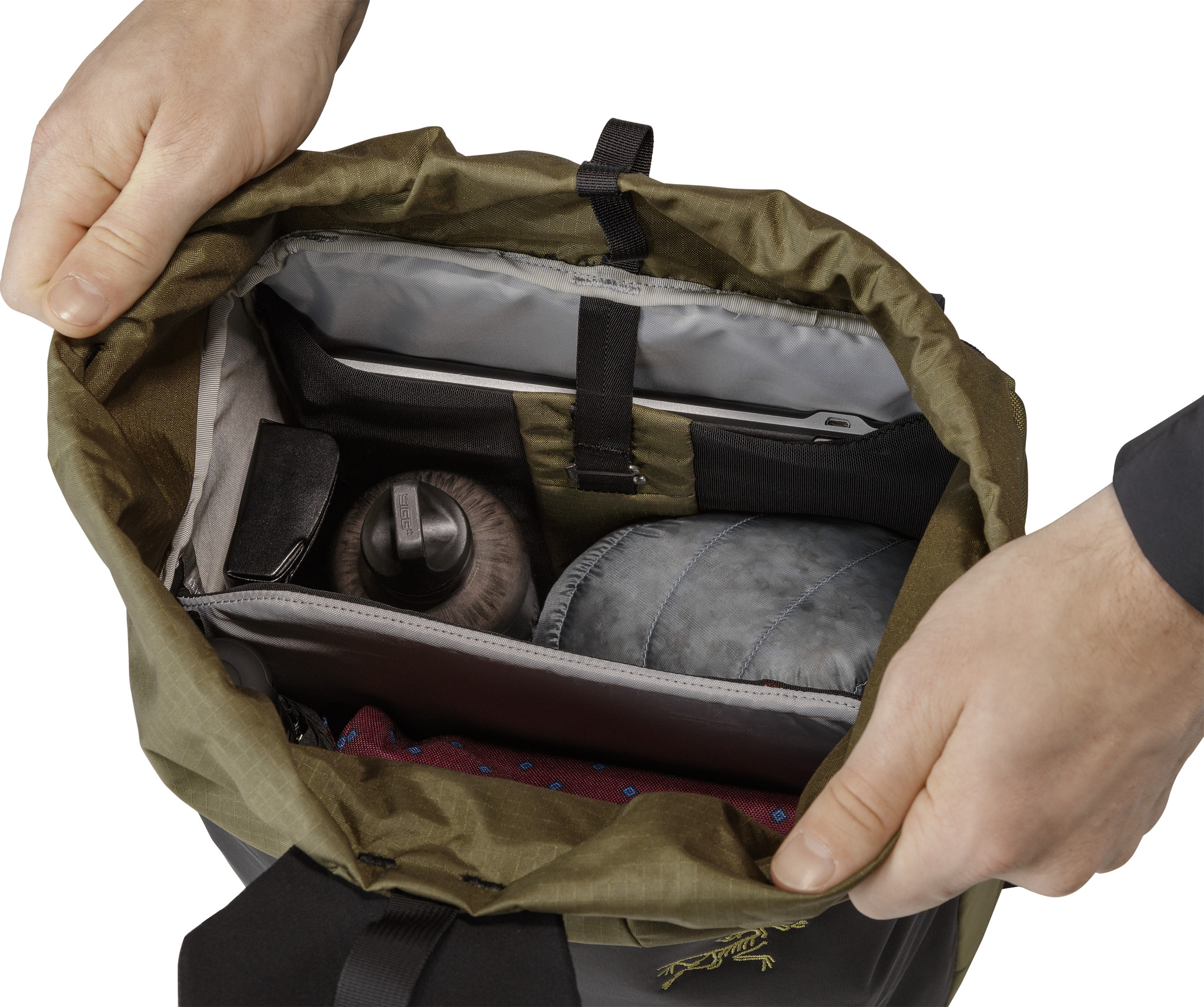 Arc'teryx Arro 20 Bucket Bag | The Last Hunt