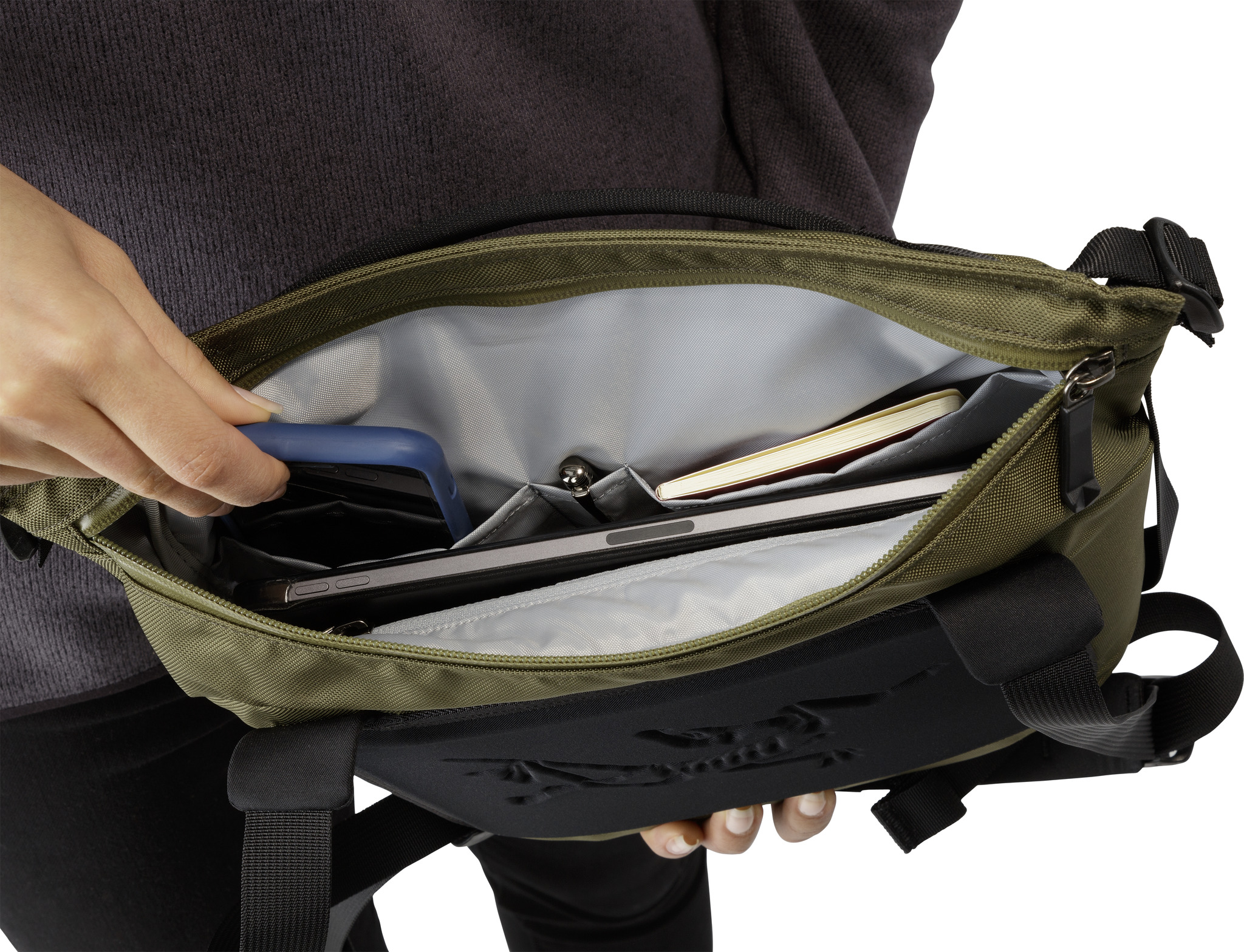 Arc'teryx Arro 8 Shoulder Bag | Altitude Sports