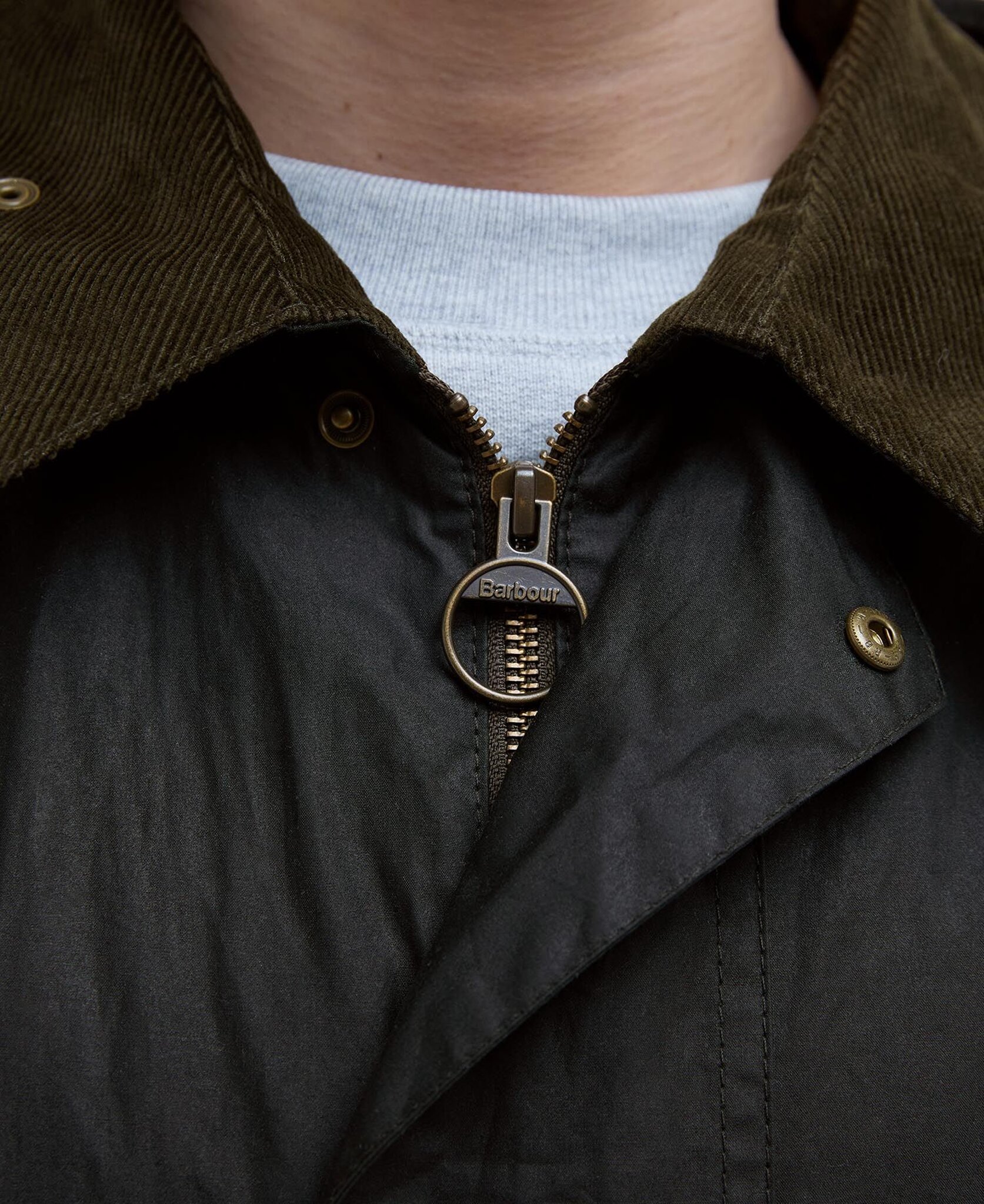 Barbour Solar Transport Waxed Jacket - Men's | Altitude Sports