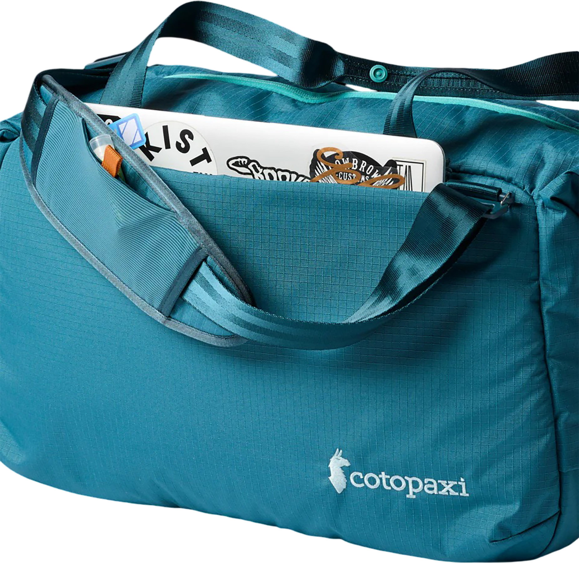 Cotopaxi Viaje Travel Duffel Bag 35L | Altitude Sports