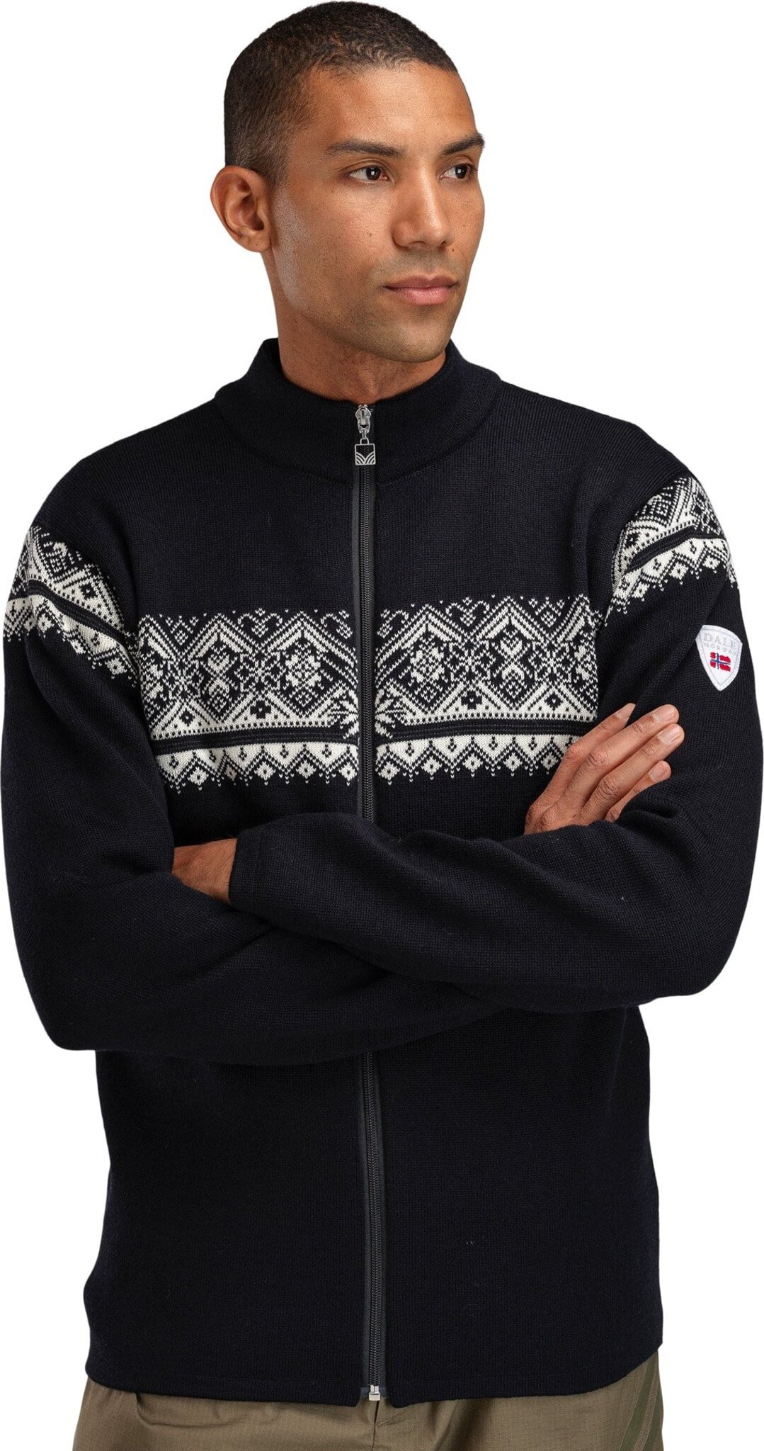 dny-85851_black-off-white-dark