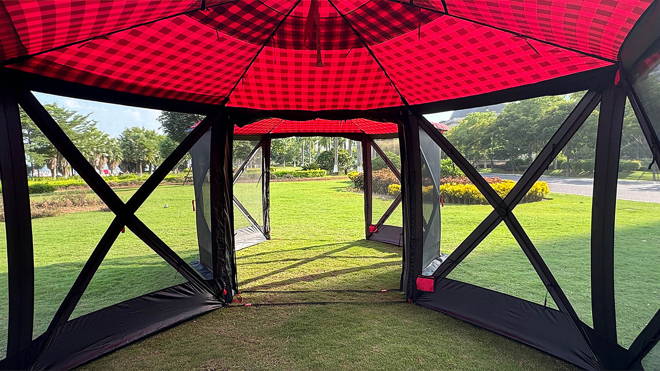 kumao Super Bear Den Deluxe Gazebo | KUMA™ Outdoor Gear