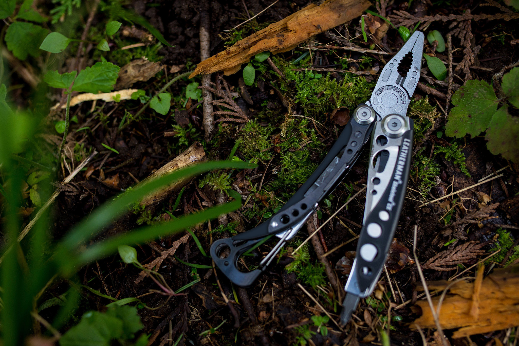 Leatherman Skeletool CX Multi-tool Pliers | Altitude Sports