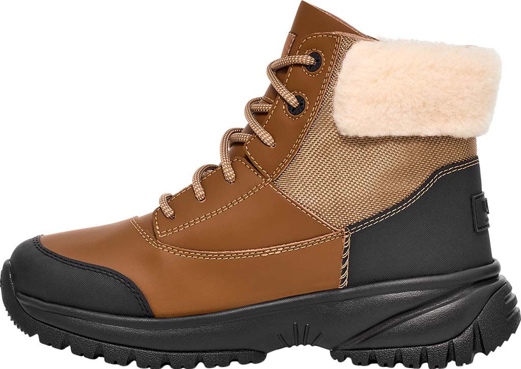 UGG Yose Fluff V2 Boots - Women's | Altitude Sports