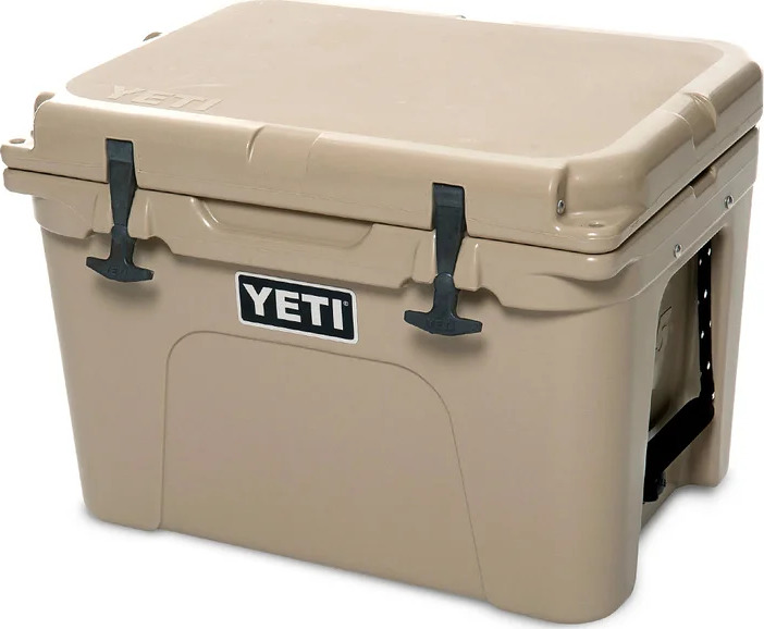YETI Tundra 35 Cooler | Altitude Sports