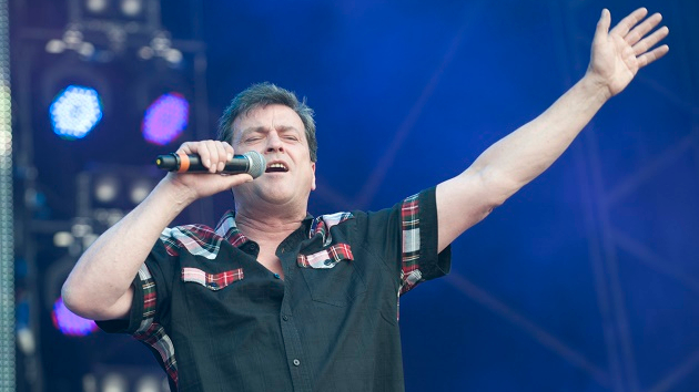 Bay City Rollers lead singer Les McKeown dies at age 65