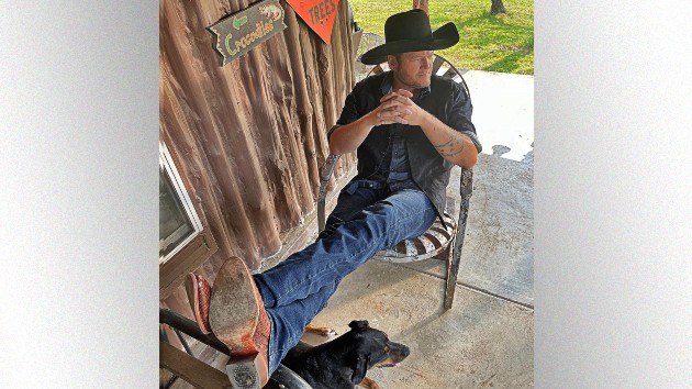 Blake Shelton drops new country music anthem, 