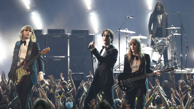 From “Beggin'” to ’Rockin’’: Watch Måneskin ring in 2022 on ABC’s ‘NYRE’ From “Beggin'” to ’Rockin’’: Watch Måneskin ring in 2022 on ABC’s ‘NYRE’