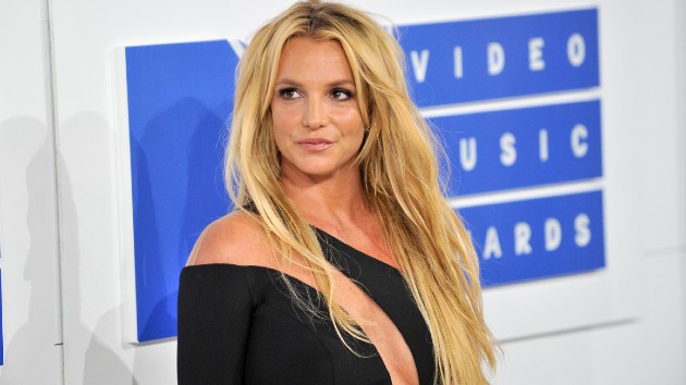Britney Spears reveals she’s dealing with a “small bug” similar to pregnancy nausea Britney Spears reveals she’s dealing with a “small bug” similar to pregnancy nausea