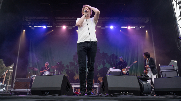 Listen to new Spoon song, “My Babe”