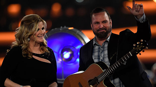 Want to eat like Trisha Yearwood + Garth Brooks? Here are their go-to weeknight meals