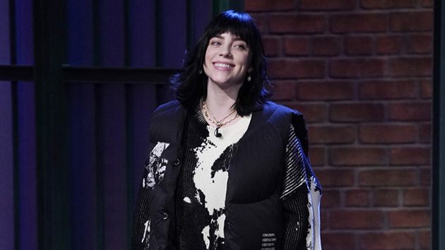 Billie Eilish admits “SNL and the Oscars are like the scariest things I’ve ever experienced” Billie Eilish admits “SNL and the Oscars are like the scariest things I’ve ever experienced”