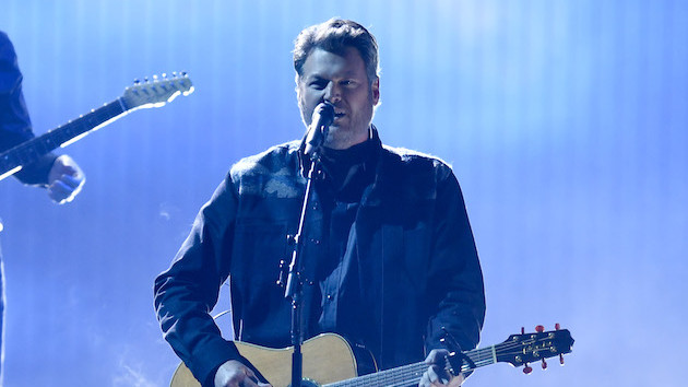Blake Shelton “in shock and broken-hearted” after six teens die in a car crash in his Oklahoma hometown Blake Shelton “in shock and broken-hearted” after six teens die in a car crash in his Oklahoma hometown