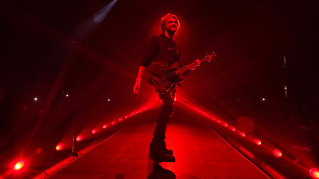 FINNEAS releases new single, “Naked” FINNEAS releases new single, “Naked”