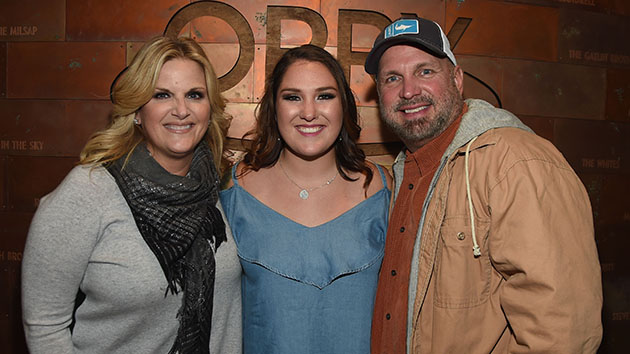 “It’s started”: Garth Brooks fulfills daughter’s wish for him to get a tattoo “It’s started”: Garth Brooks fulfills daughter’s wish for him to get a tattoo