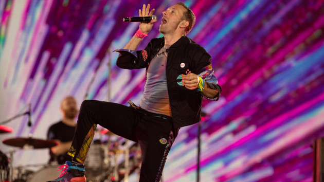 New Coldplay music? Chris Martin reveals band is “in the studio” New Coldplay music? Chris Martin reveals band is “in the studio”