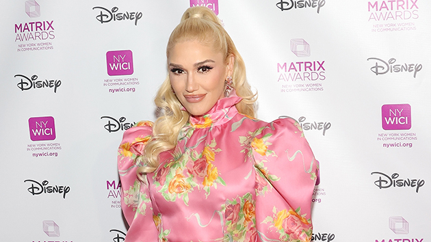 Gwen Stefani and Sheryl Crow will drink and throw axes on Monday night’s ‘Barmageddon’