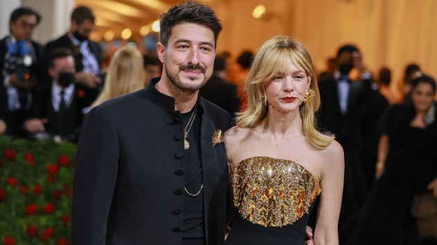 Marcus Mumford & Carey Mulligan expecting third baby Marcus Mumford & Carey Mulligan expecting third baby