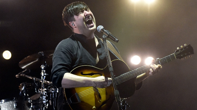 Mumford & Sons headlining 2023 Beach Road Weekend festival
