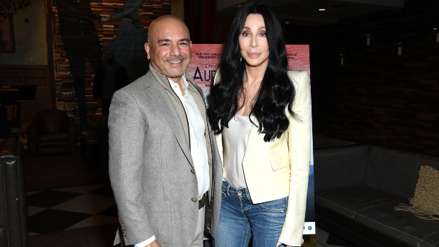 Cher pens op-ed for ‘Newsweek’ calling for help protecting Armenians against “murderous regimes” Cher pens op-ed for ‘Newsweek’ calling for help protecting Armenians against “murderous regimes”