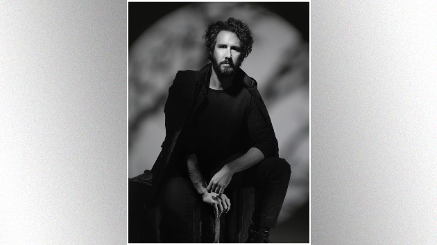 Josh Groban’s ready to give fans “everything he has” as “scary as hell” ‘Sweeney Todd’ begins previews Josh Groban’s ready to give fans “everything he has” as “scary as hell” ‘Sweeney Todd’ begins previews