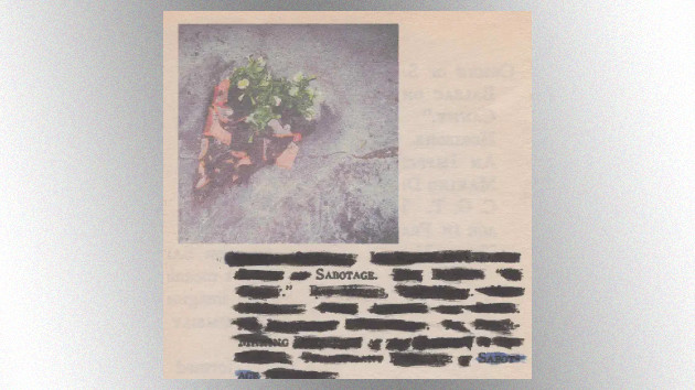 KennyHoopla releases new song “SABOTAGE//” with Travis Barker KennyHoopla releases new song “SABOTAGE//” with Travis Barker