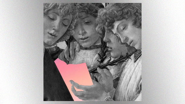 Phoenix jams “After Midnight” with Clairo at MSG show Phoenix jams “After Midnight” with Clairo at MSG show