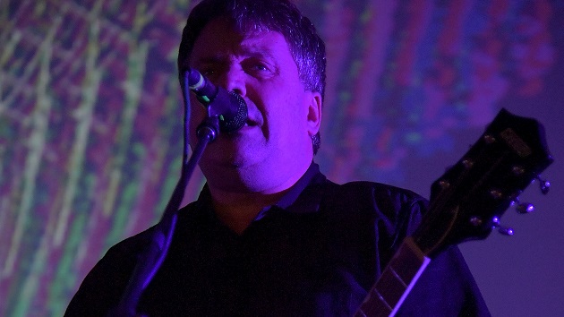 The Chills frontman Martin Phillipps has died