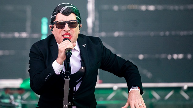 Maynard James Keenan mashes up Puscifer with Corey Feldman guitar Maynard James Keenan mashes up Puscifer with Corey Feldman guitar