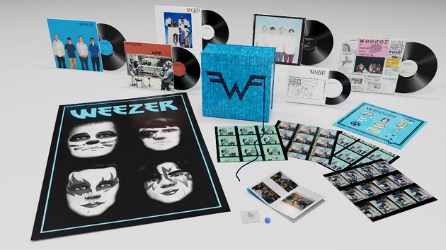 Weezer announces 30th anniversary ’Blue Album’ reissue Weezer announces 30th anniversary ’Blue Album’ reissue