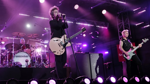 Green Day shares live ‘Bobby Sox’ video Green Day shares live ‘Bobby Sox’ video