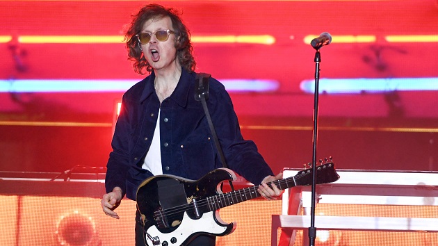 Beck announces summer orchestral tour