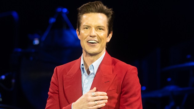 The Killers' Brandon Flowers, Everclear performing at LA fire benefit concert