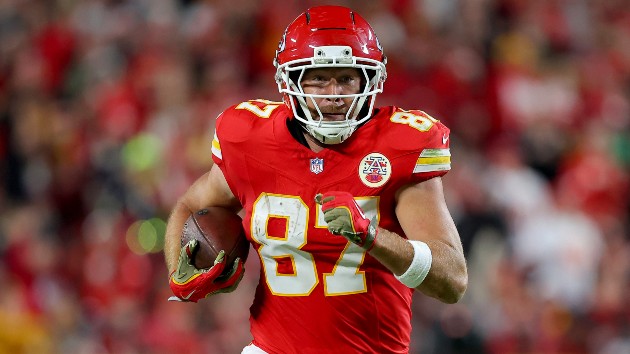 Travis Kelce keeps it 100 with ‘Ophelia’ dance after record touchdown