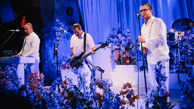 Faith No More's Roddy Bottum on possible reunion: 'I don't think anyone's ... up for it at this point'