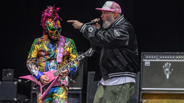 Limp Bizkit launches first tour following death of bassist Sam Rivers