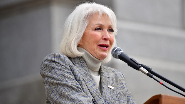 Trump claims to pardon jailed Colorado election clerk Tina Peters, but state officials contend it’s unconstitutional Trump claims to pardon jailed Colorado election clerk Tina Peters, but state officials contend it’s unconstitutional