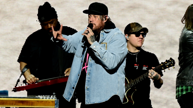 Jelly Roll receives pardon from Tennessee Gov. Bill Lee Jelly Roll receives pardon from Tennessee Gov. Bill Lee