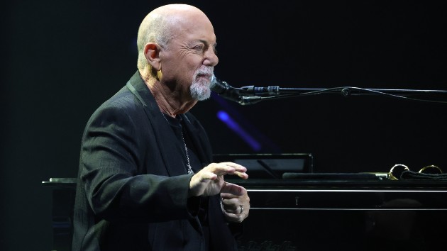 Billy Joel joins tribute band onstage, gives first live performance since brain condition diagnosis