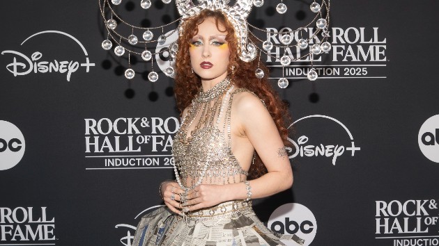 Chappell Roan to be honored at 2026 Resonator Awards