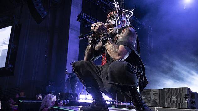 Mudvayne/HELLYAH frontman Chad Gray announces additional solo shows