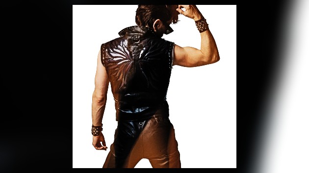 Listen to new Des Rocs song, ‘When the Love Is Gone’