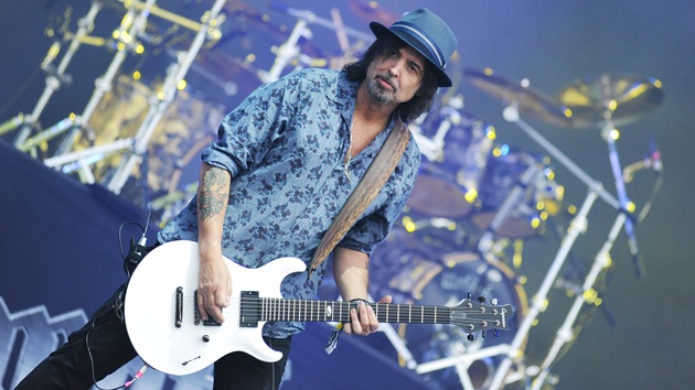 Motörhead guitarist Phil Campbell dead at 64