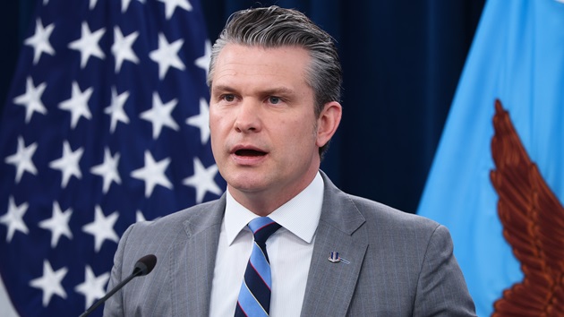 Hegseth and Kid Rock go for a ride in Army helicopters