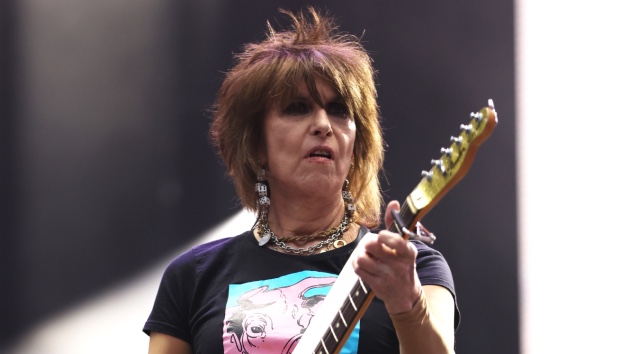 Chrissie Hynde baffled by people who film and take pictures during concerts Chrissie Hynde baffled by people who film and take pictures during concerts