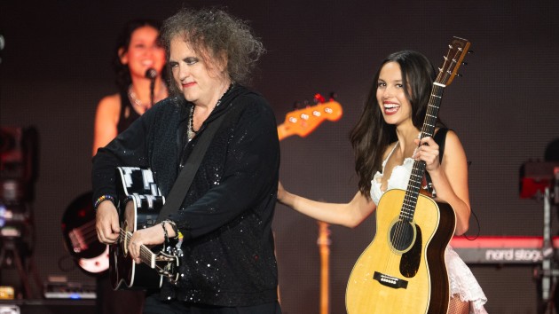 From ‘the cure’ to The Cure: Olivia Rodrigo debuts duet with Robert Smith at Primavera Sound Festival From ‘the cure’ to The Cure: Olivia Rodrigo debuts duet with Robert Smith at Primavera Sound Festival