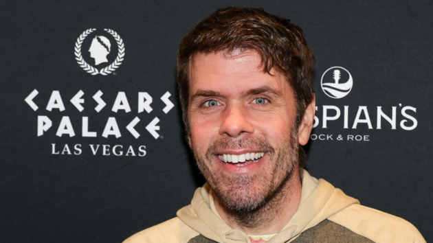 Perez Hilton taken to hospital after appearing to harm himself on livestream: Sheriff's office