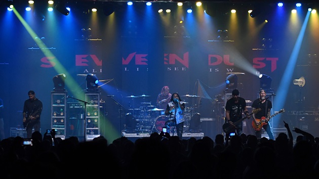 Catch a still hungry-to-prove Sevendust on Dead/Seven tour with Theory of a Deadman Catch a still hungry-to-prove Sevendust on Dead/Seven tour with Theory of a Deadman