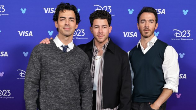 Jonas Brothers honored as Disney Legends at D23 fan event Jonas Brothers honored as Disney Legends at D23 fan event